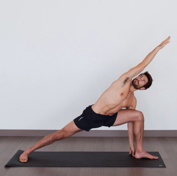 Beginner Vinyasa Flow Yoga with Tim Senesi - lotsofyoga