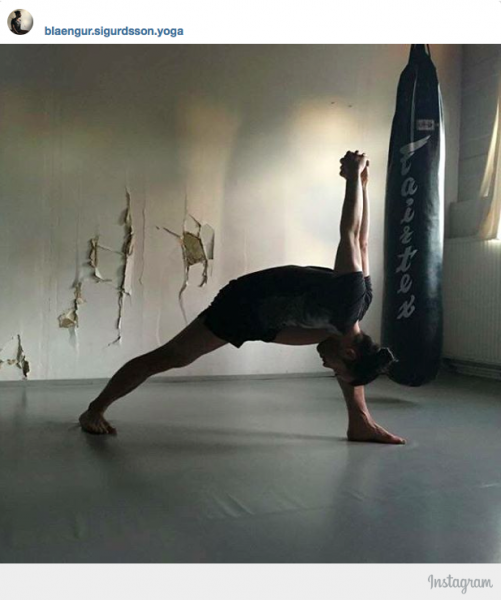 6 Warrior Pose Variations: Virabhadrasana For Beginners – Yoga with Uliana