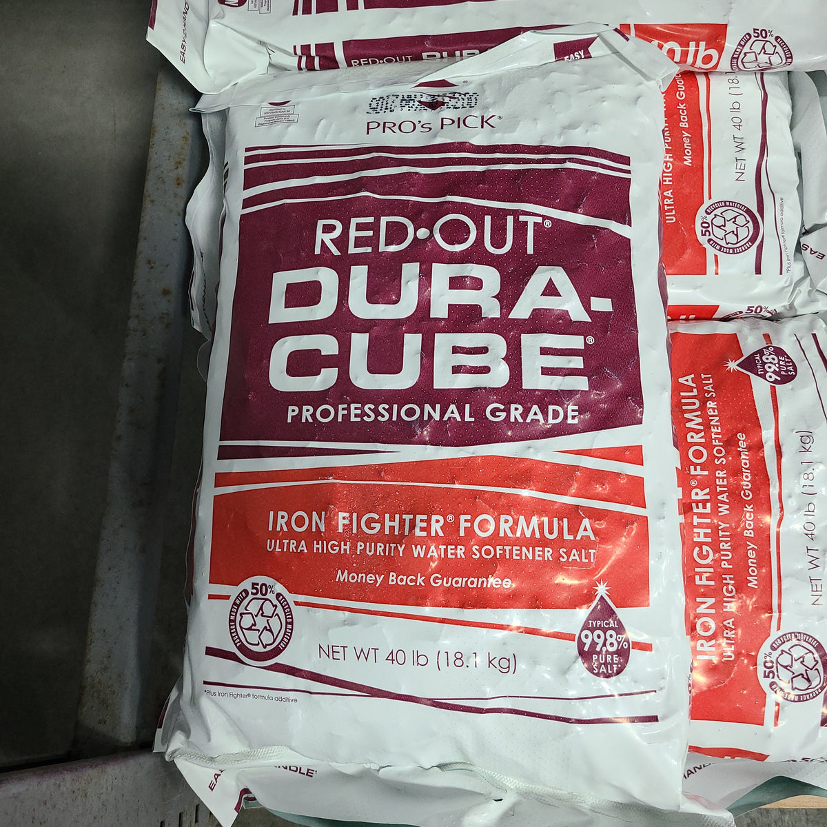 Pro's Pick RedOut DURACUBE, water softener salt, 40 LB bag