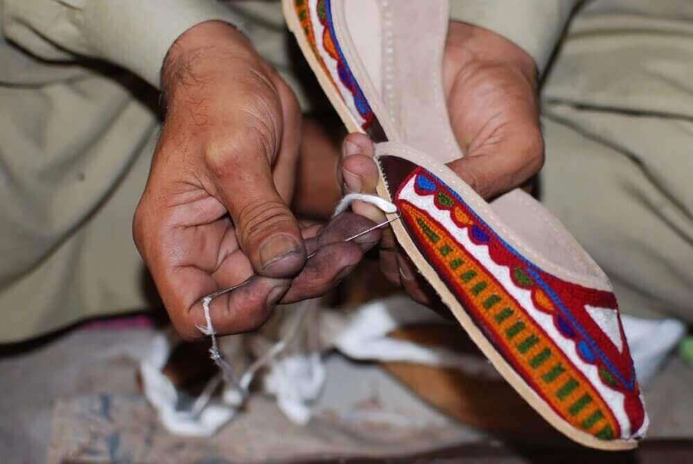 Shoe stitching