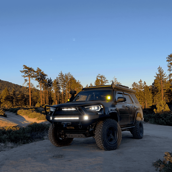 Toyota 4runner with lasfit 32inch led light bar