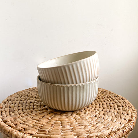 Pleated Stoneware Bowl 