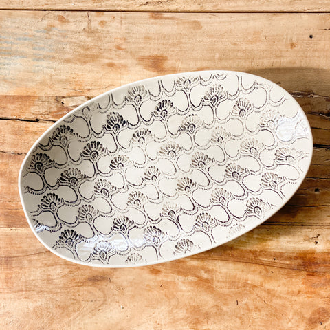 Embossed Platter in Black and Cream