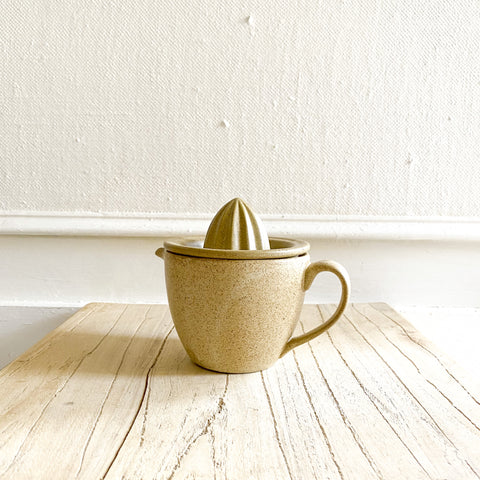 Stoneware Lemon Juicer