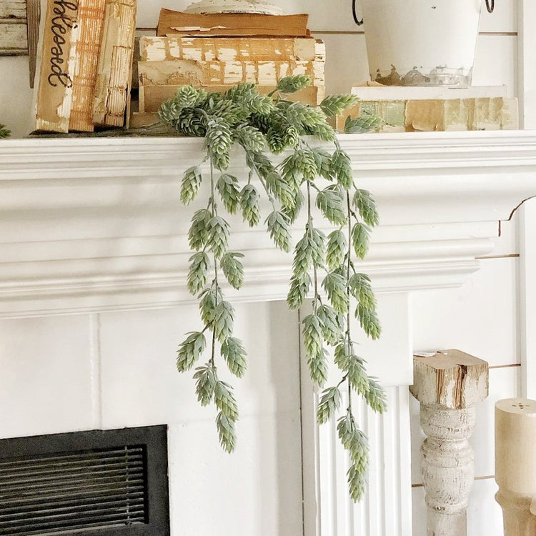 Spring Green Hanging Hops