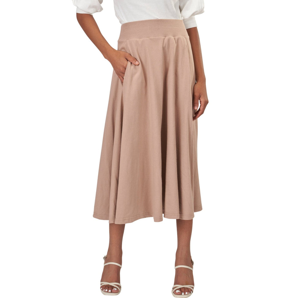 tan skirt pockets