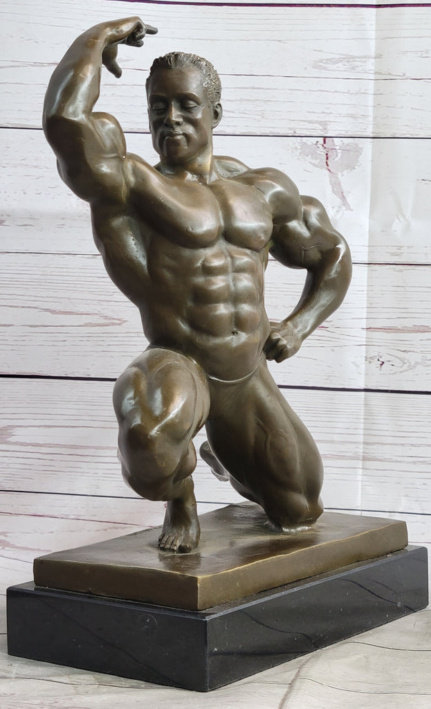 Bronze Muscle Man Statue Fitness Muscle Man Bronze Sculpture Famous Crafts  Bodybuilding Sports Gym Ornaments Room