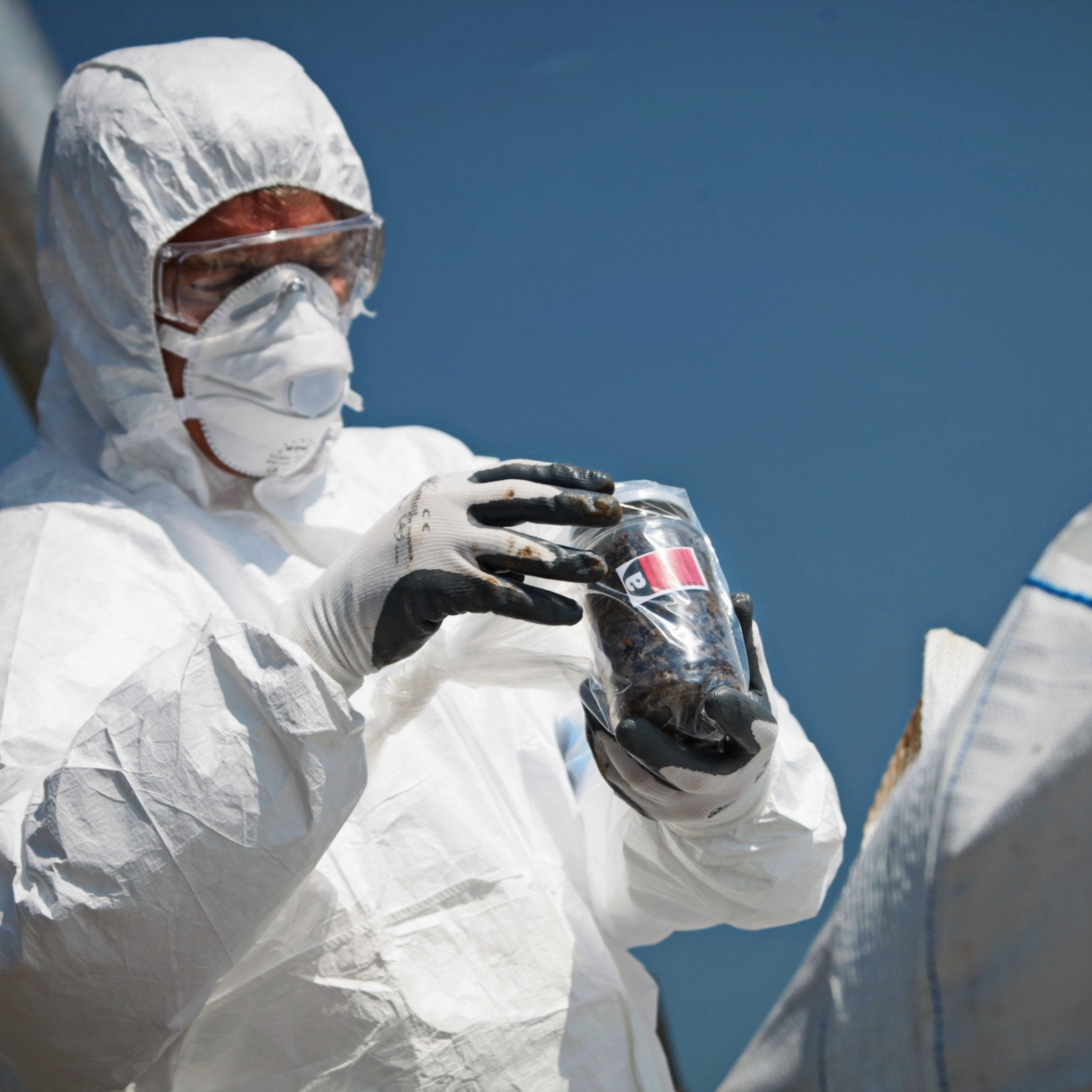 Asbestos Removal Courses & Training Refreshers Online