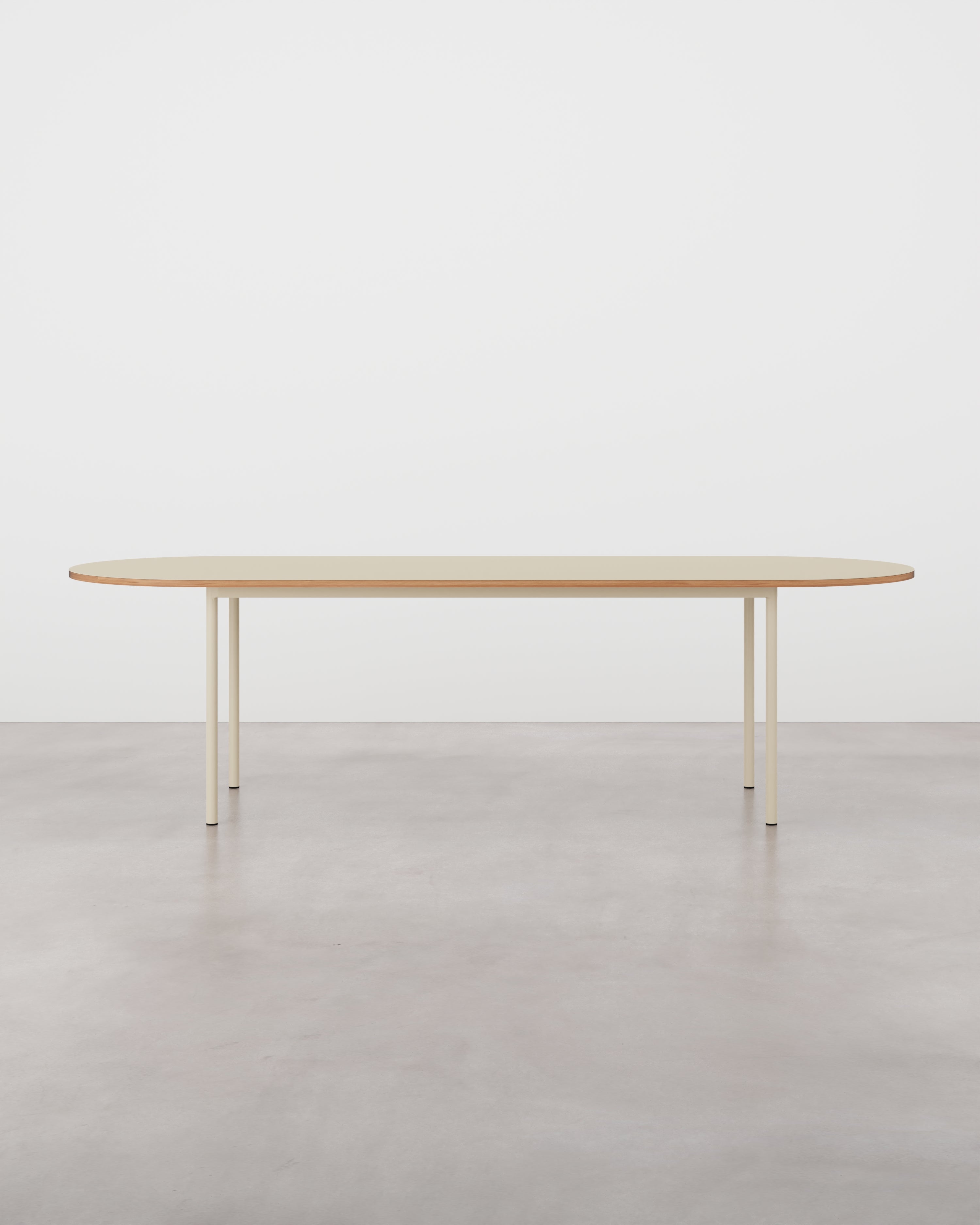 Tablelab – Product image – ESSENTIAL COLOR "Pill" Dining Table