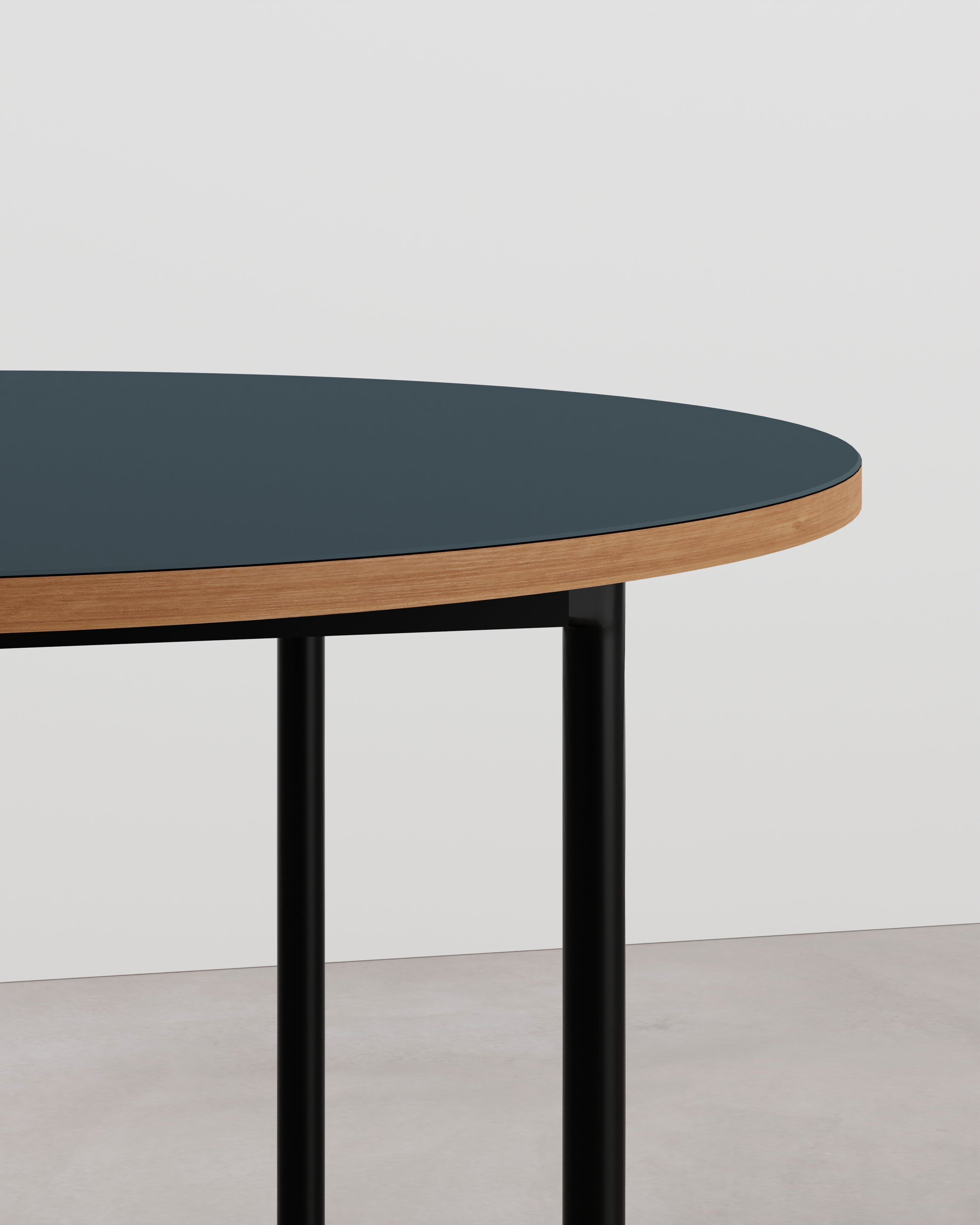 Tablelab – Product image – ESSENTIAL Dining Table Round