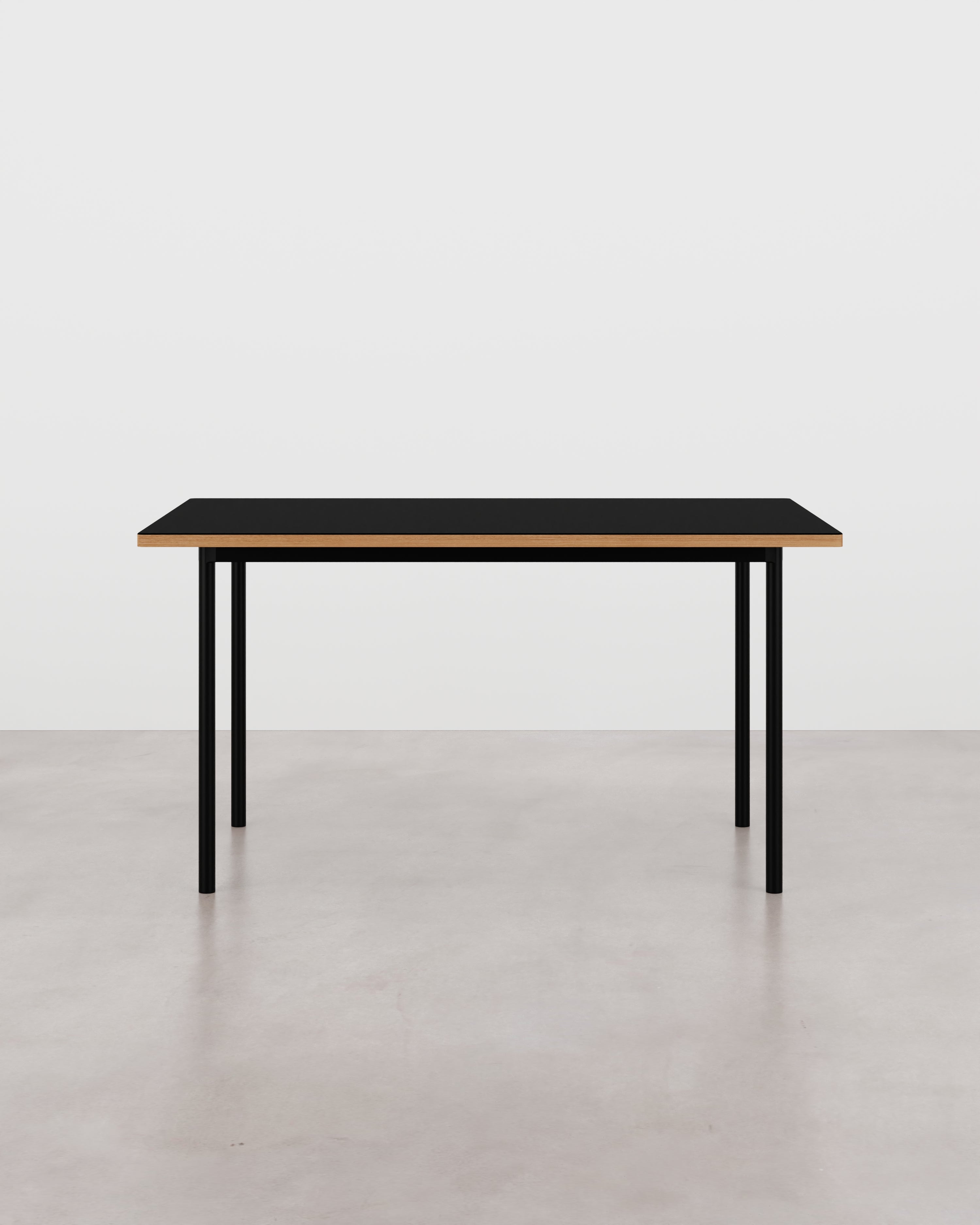 Tablelab – Product image – ESSENTIAL COLOR 140x90cm