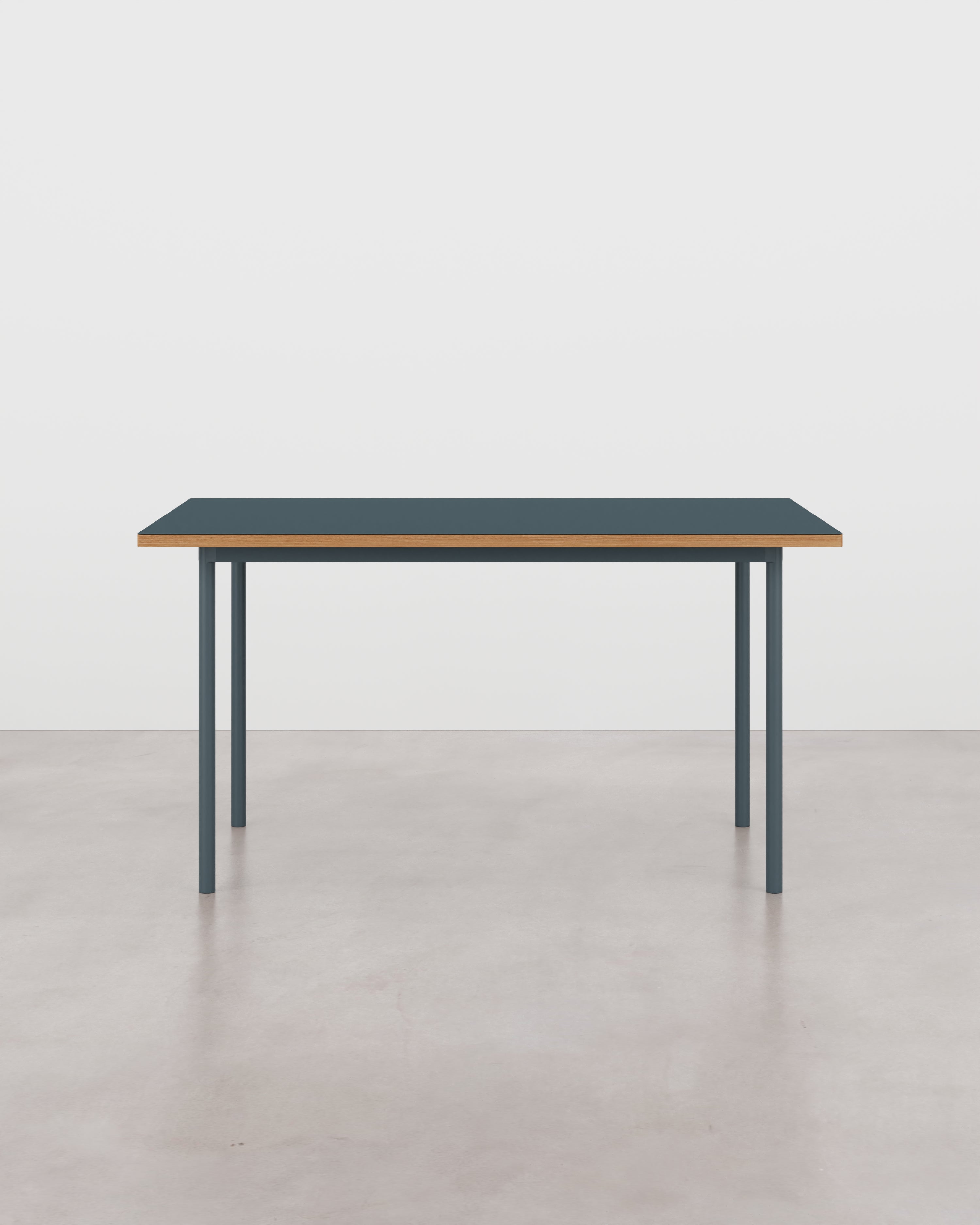 Tablelab – Product image – ESSENTIAL COLOR 140x90cm