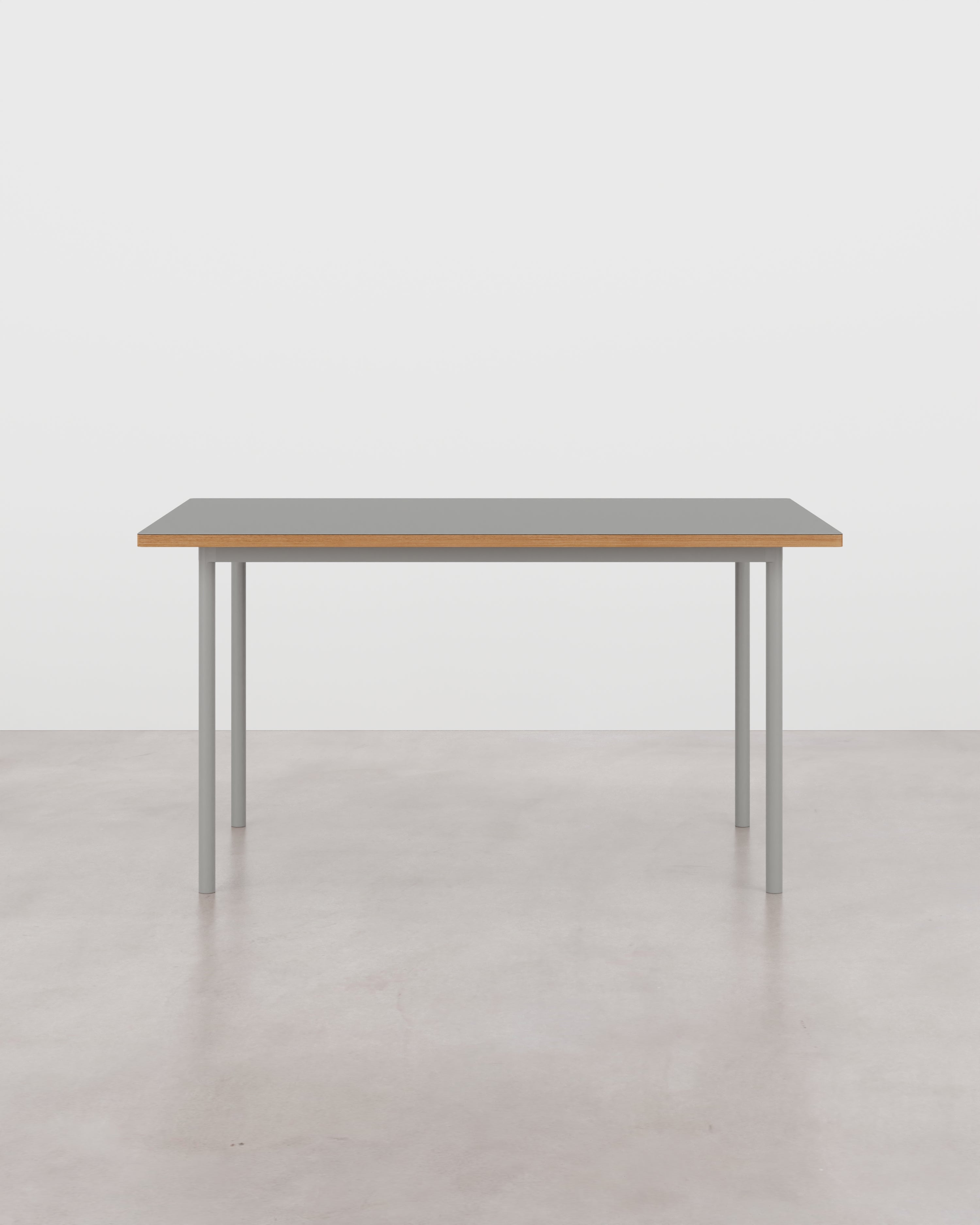 Tablelab – Product image – ESSENTIAL COLOR 140x90cm