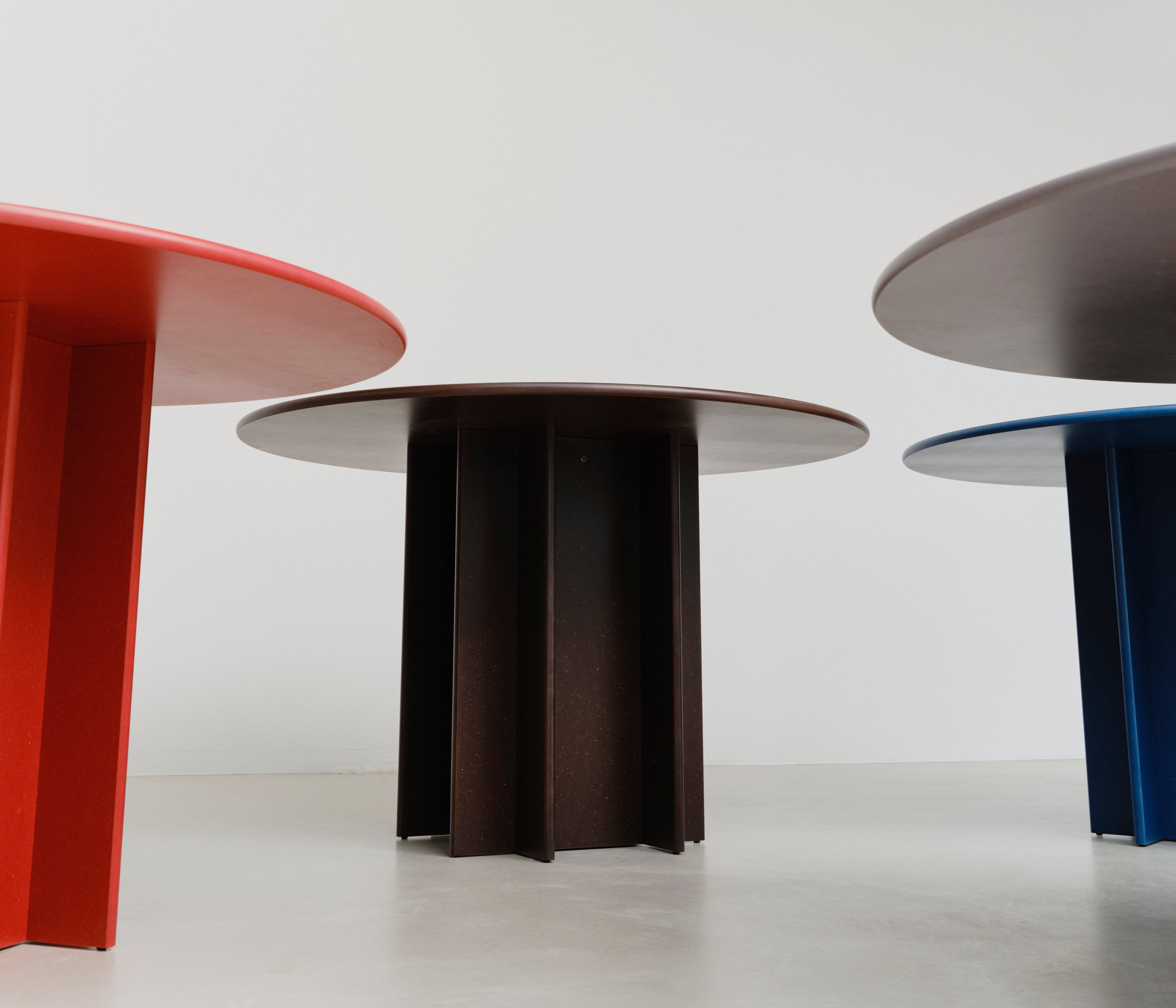 Tablelab – Product image – COLLECT Dining Table