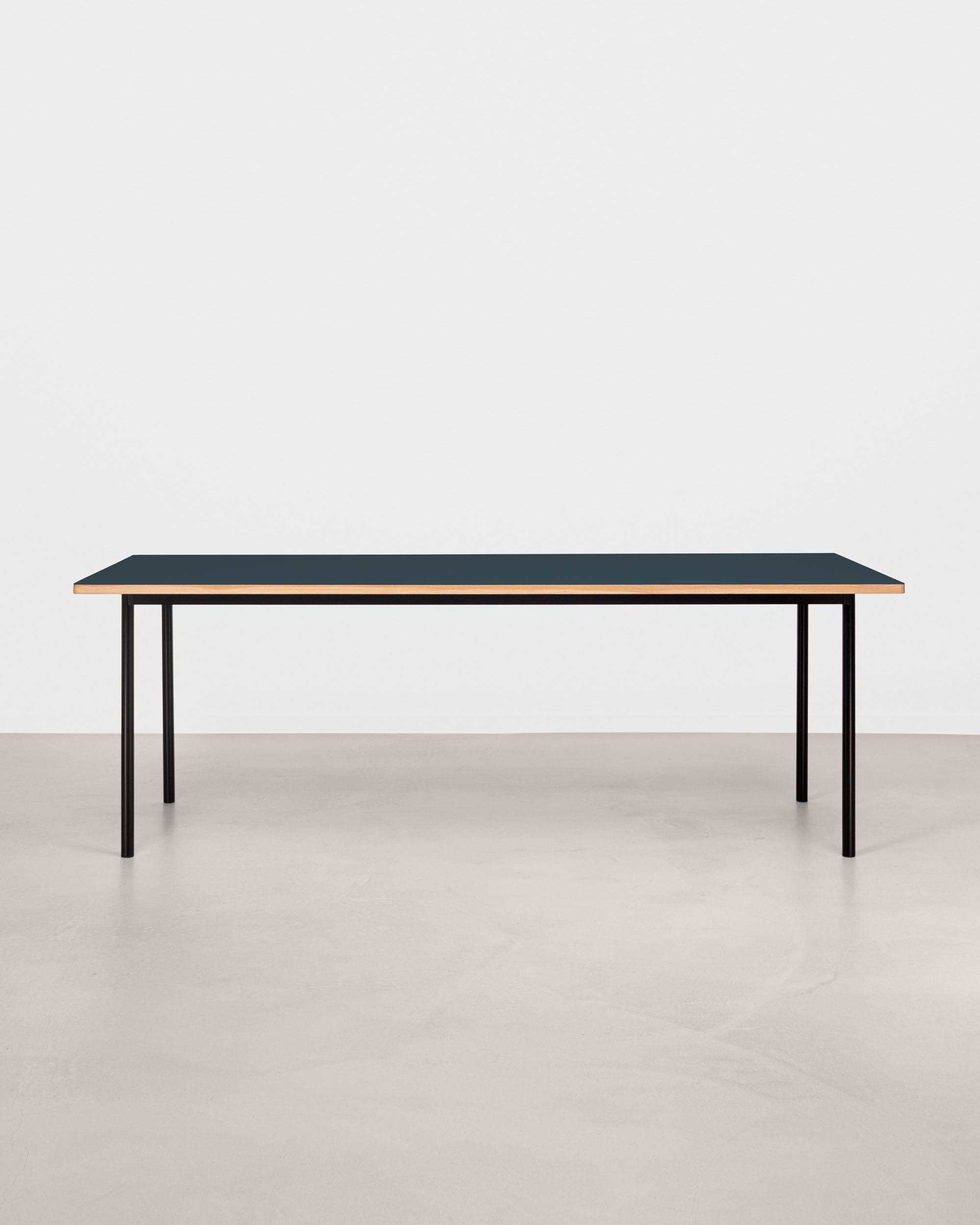 Tablelab – Product image – ESSENTIAL Dining Table 220x90cm