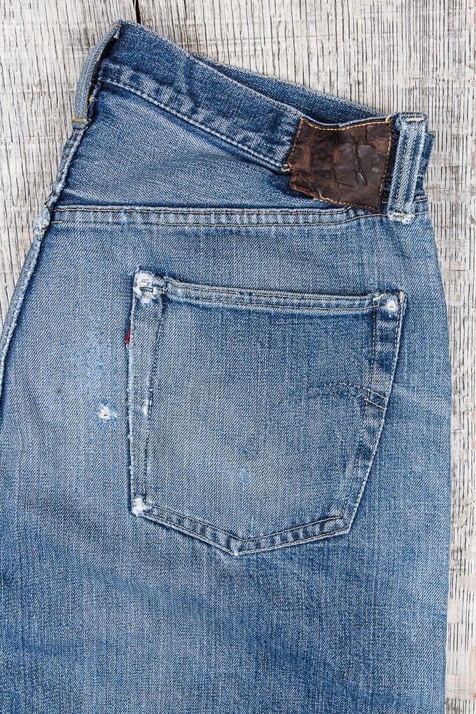 Repairing a pair of original vintage Levi's Big E – Second Sunrise