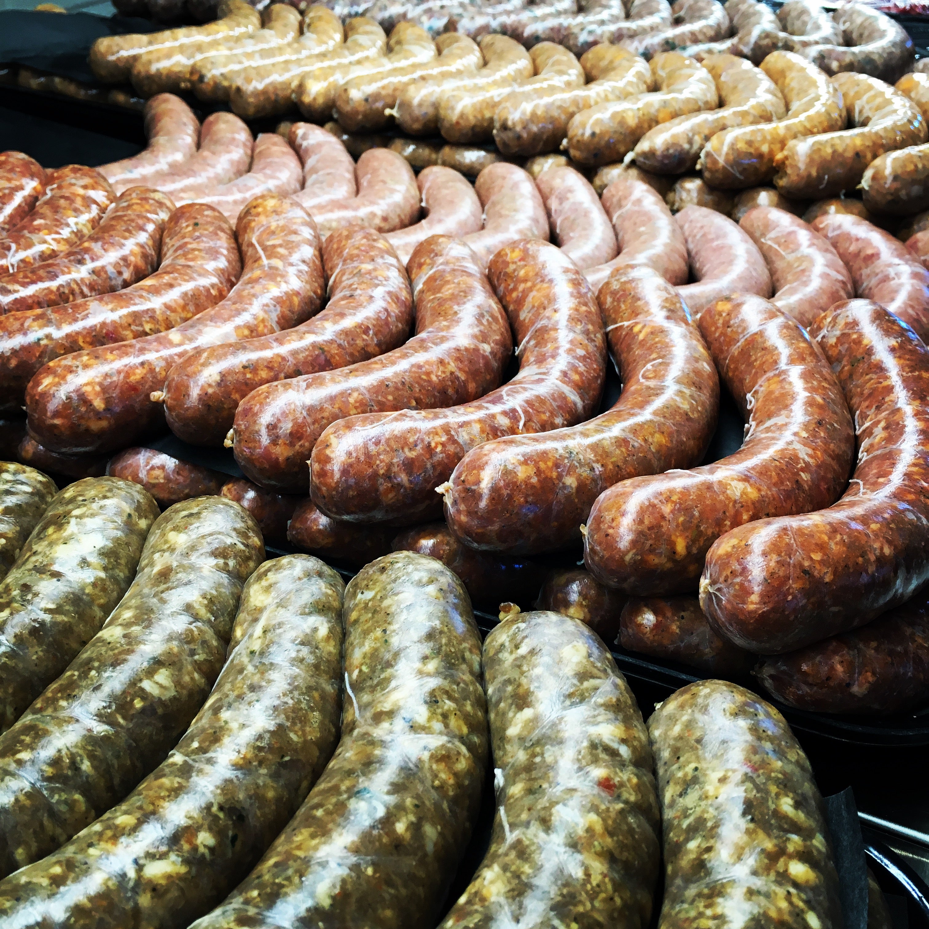 Honey And Garlic Pork Sausages Heatherlea Heatherlea Farm Shoppe 