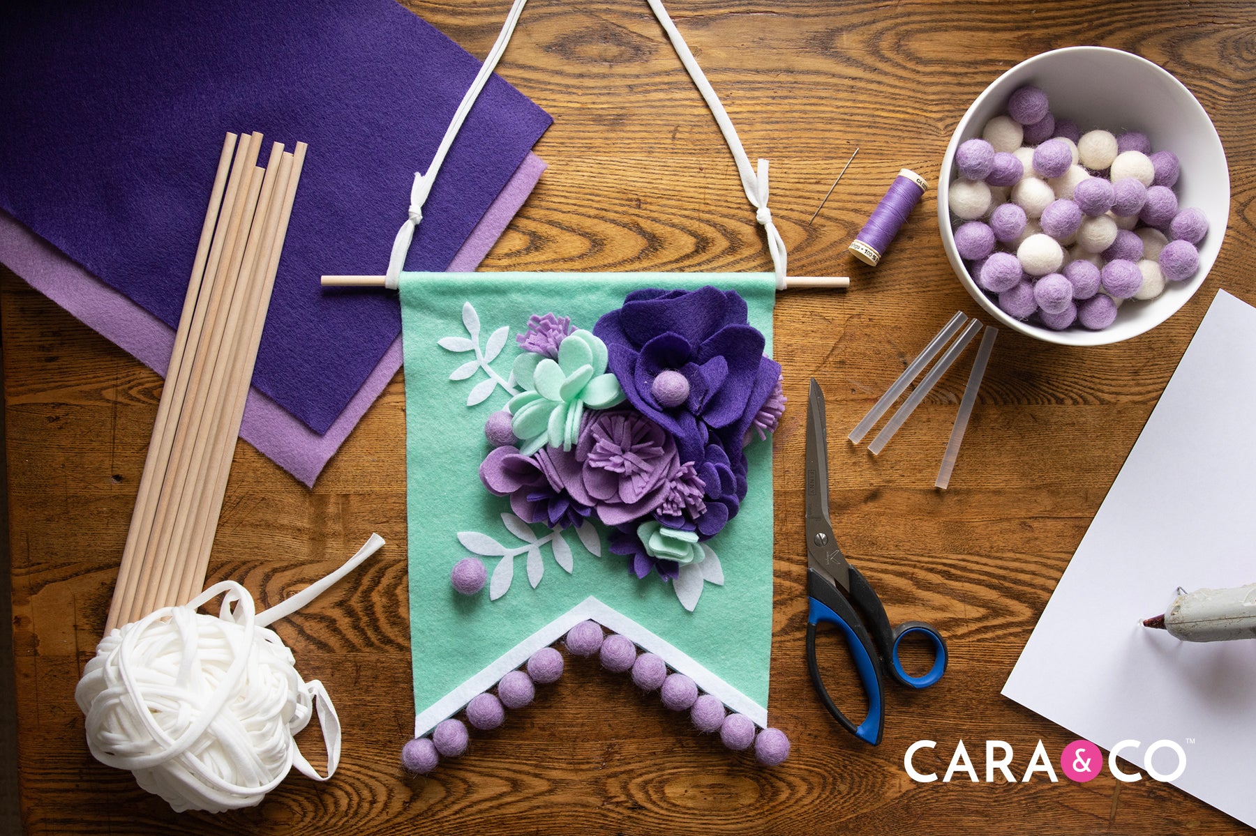 DIY Felt Banners - Cara & Co DIY Tutorials