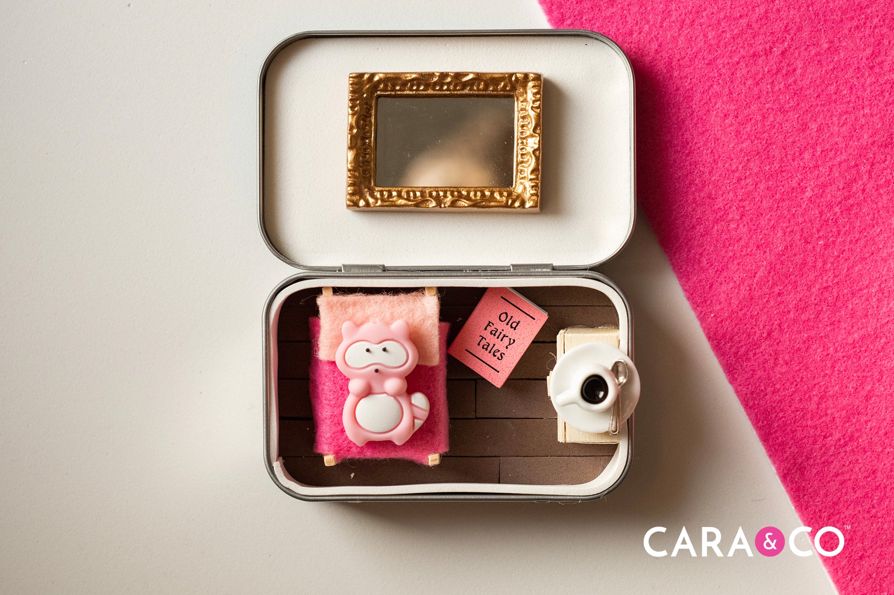 Altoid Tin Craft - Cara & Co DIY Tutorials 