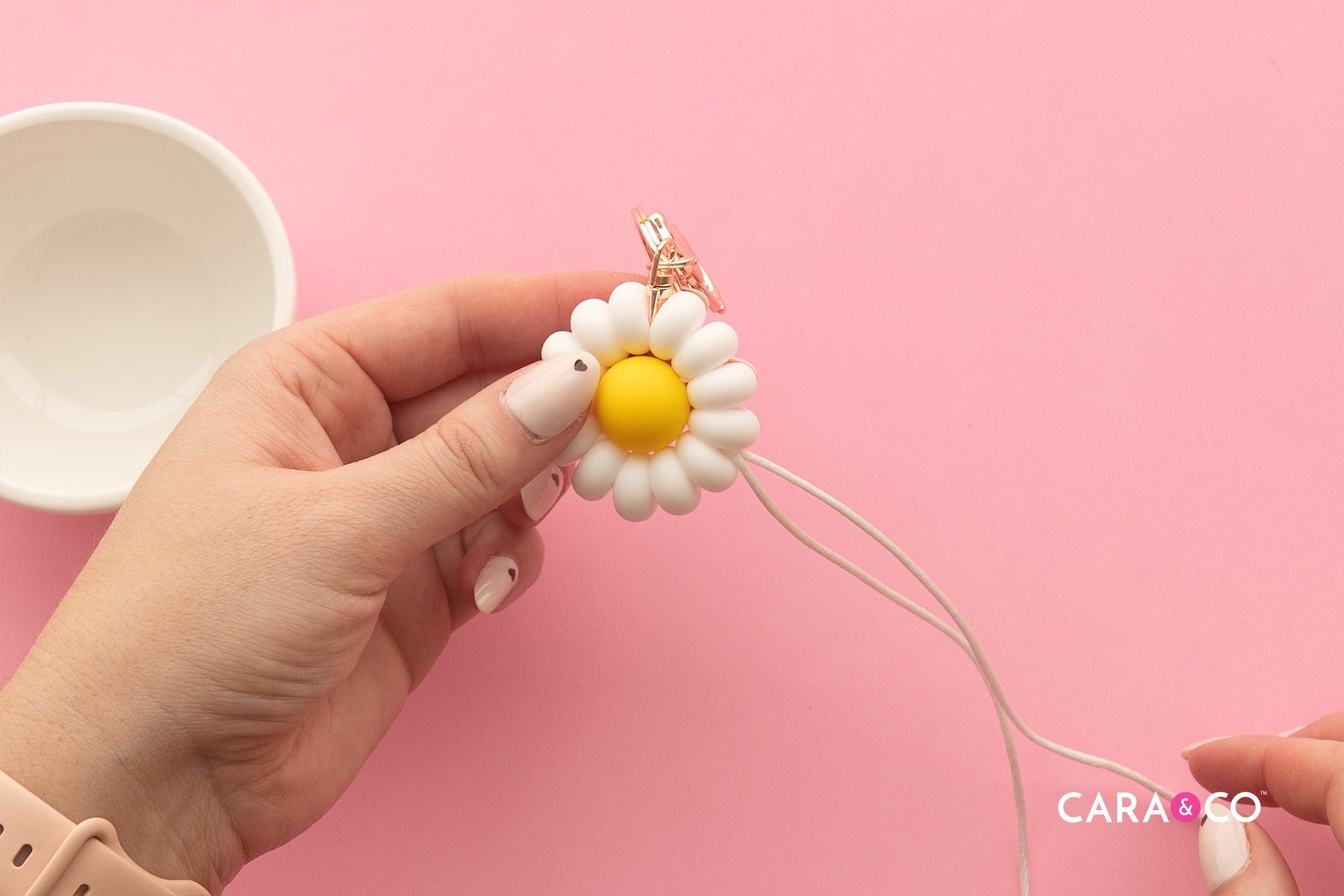 Daisy Flower Tutorial - Cara & Co