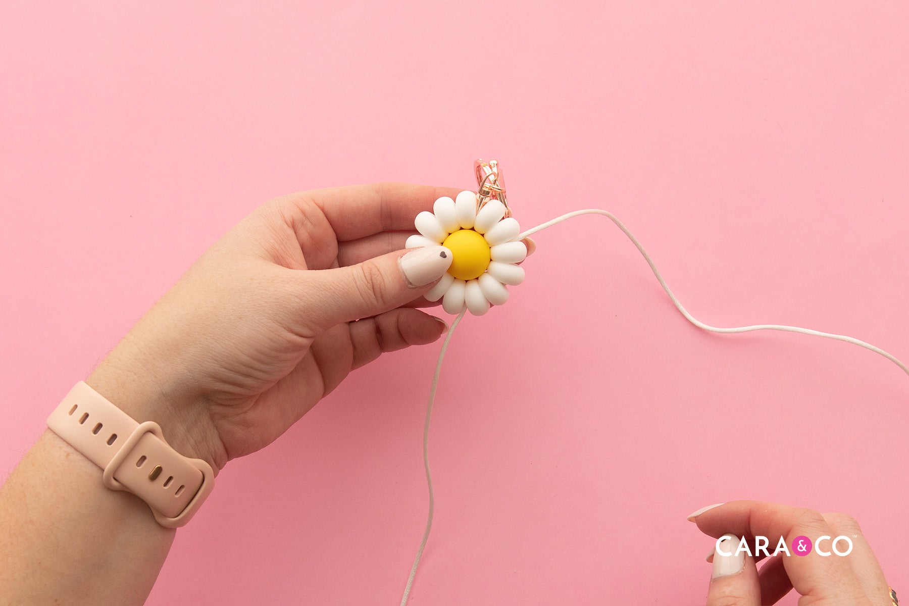 Silicone Bead Daisy Tutorial - Keychain - Cara & Co