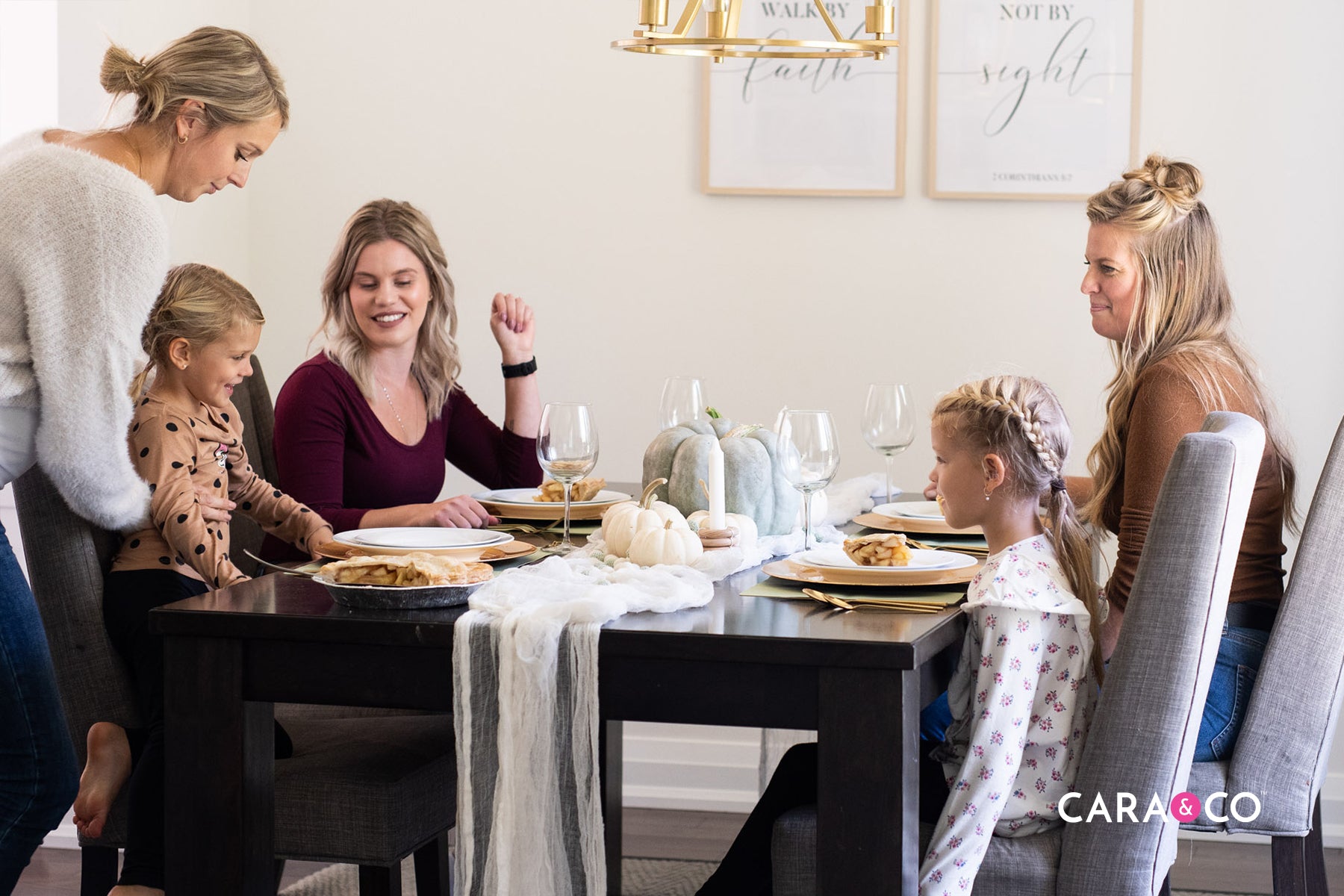 Thanksgiving Table scape Inspiration - Cara & Co Blog