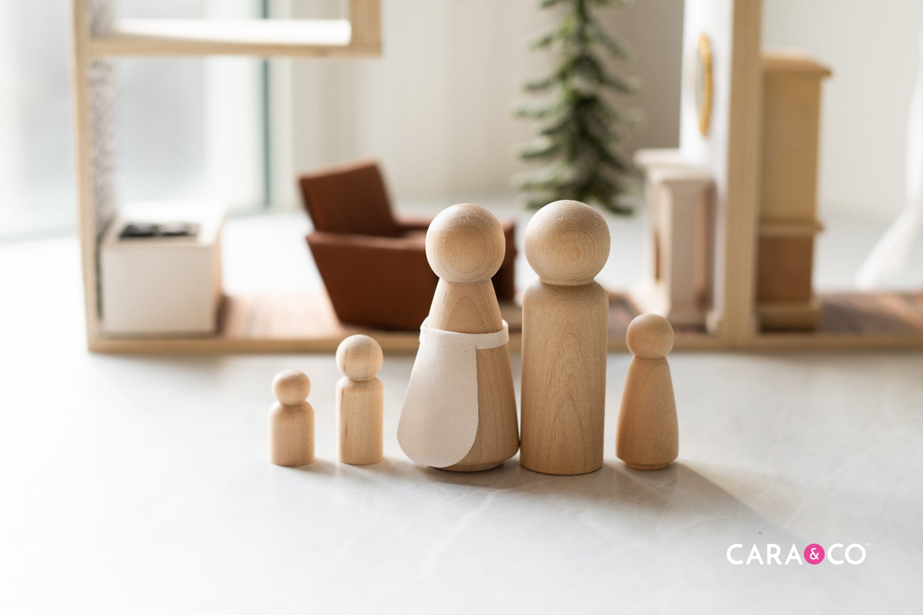 Wooden Peg People family