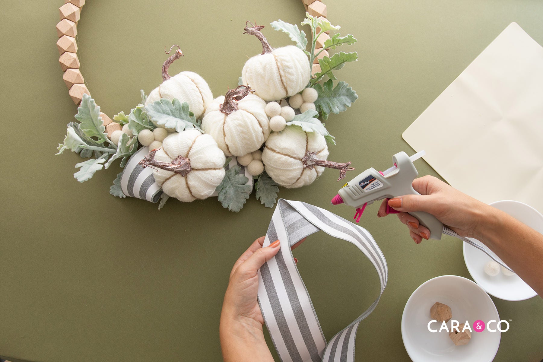 Fall Wreath DIY Tutorial - Fall decor inspiration - Cara & Co