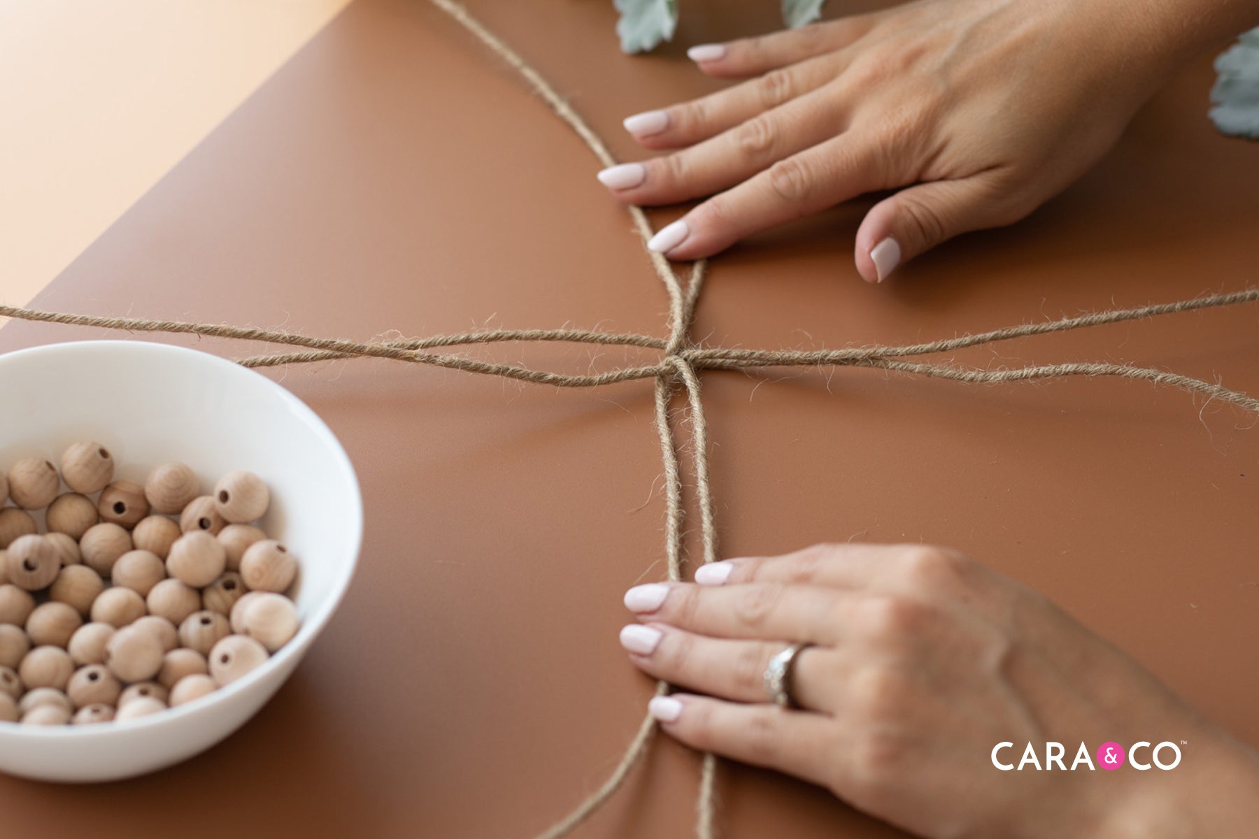 Wood bead pumpkin DIY tutorial - Fall decor ideas