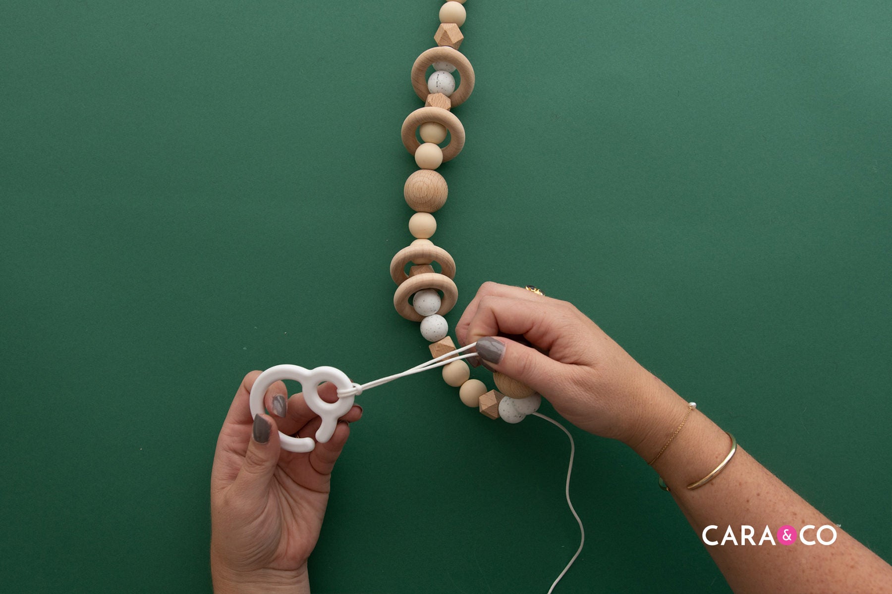 How to make a stroller garland - Cara & Co Tutorials