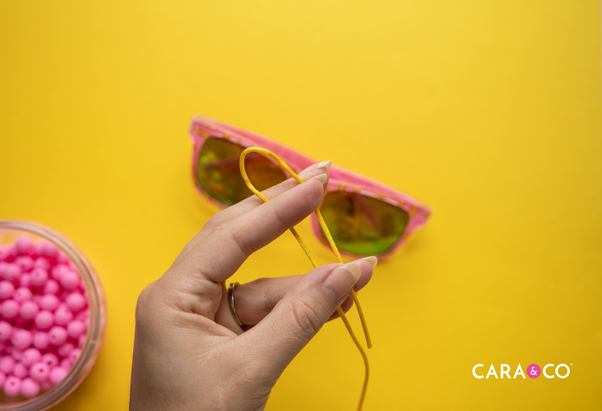 DIY Sunglasses Strand - Cara & Co Blog