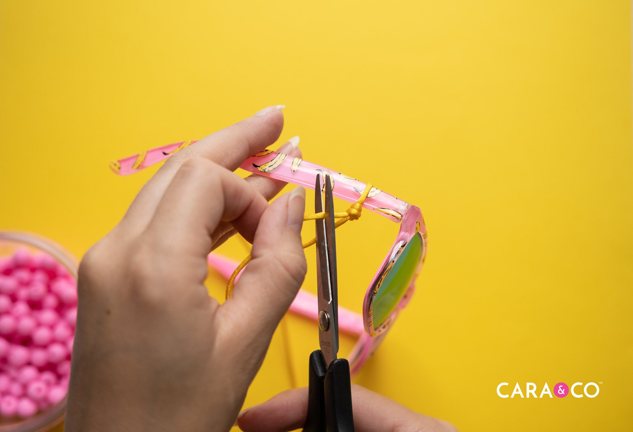 DIY Sunglasses Strand - Cara & Co Tutorials