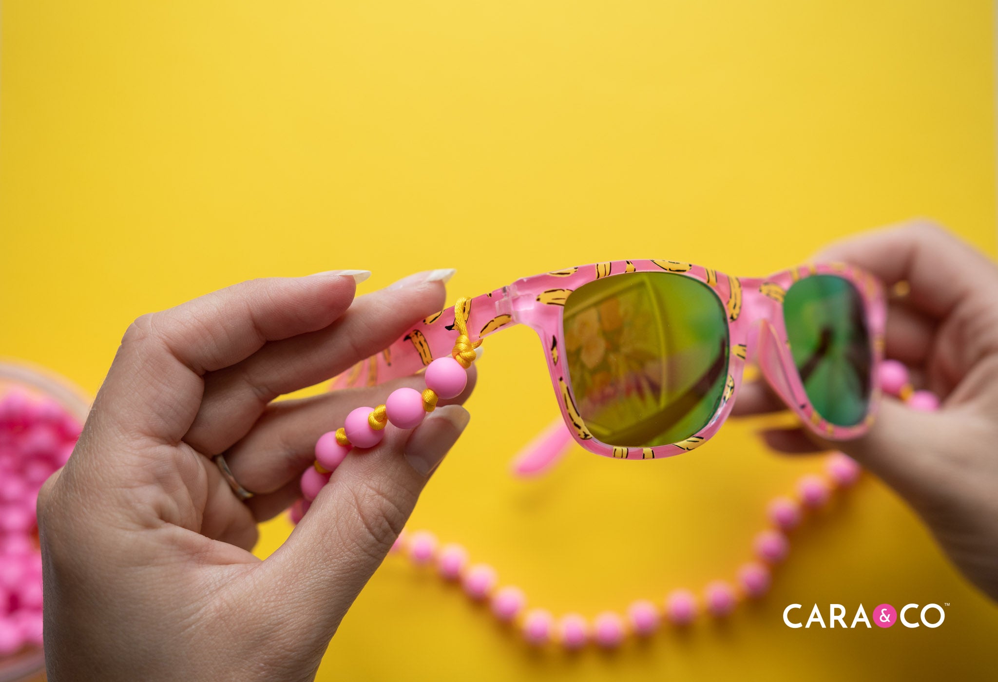 DIY Sunglasses Strand - Cara & Co Tutorials