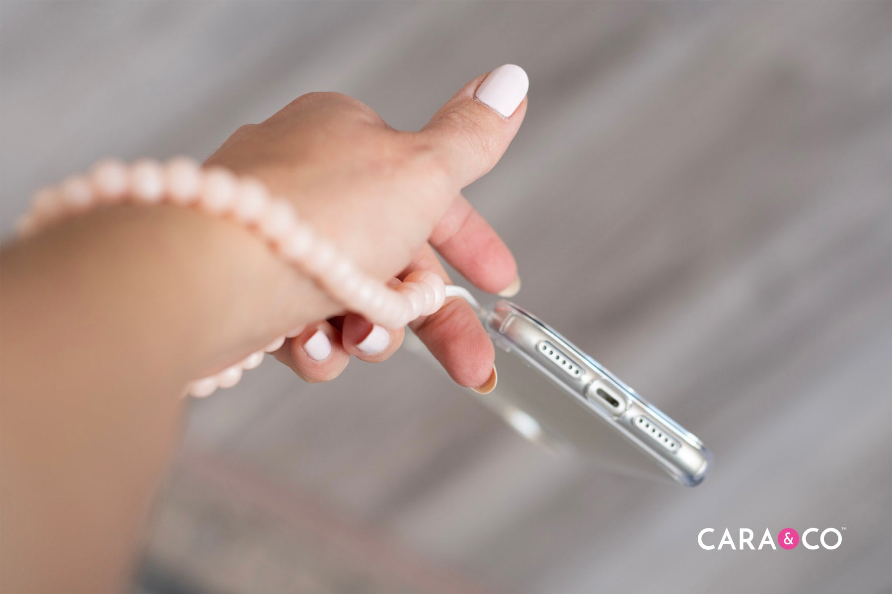 DIY Beaded Phone Wristlet - Cara & Co Inspirational Tutorials