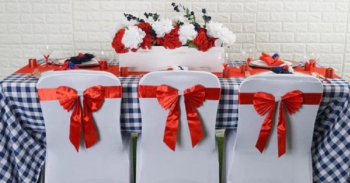 Traditional Americana Themed Table Decor