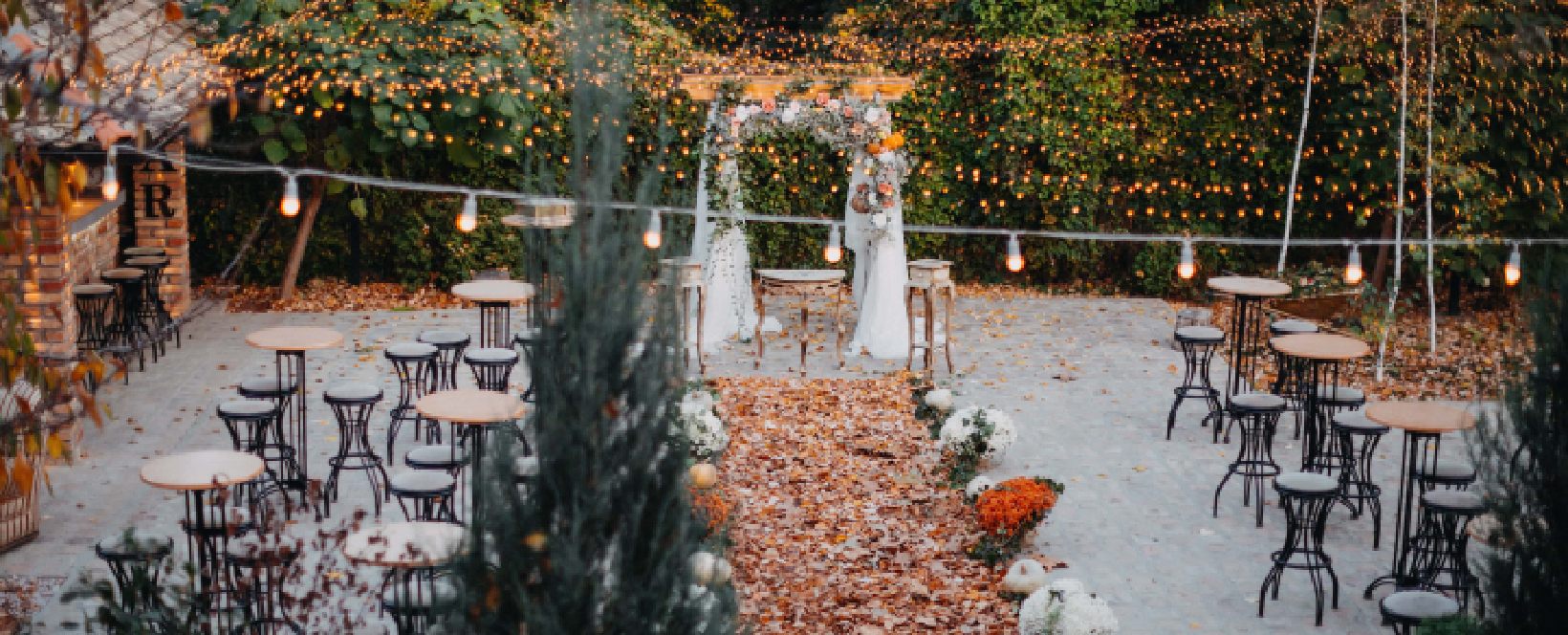 Warm Up To The Idea Of An Outdoor Winter Ceremony