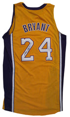 maillot dédicacé de Kobe Bryant