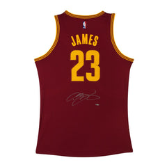 lebron james autographed cavaliers jersey