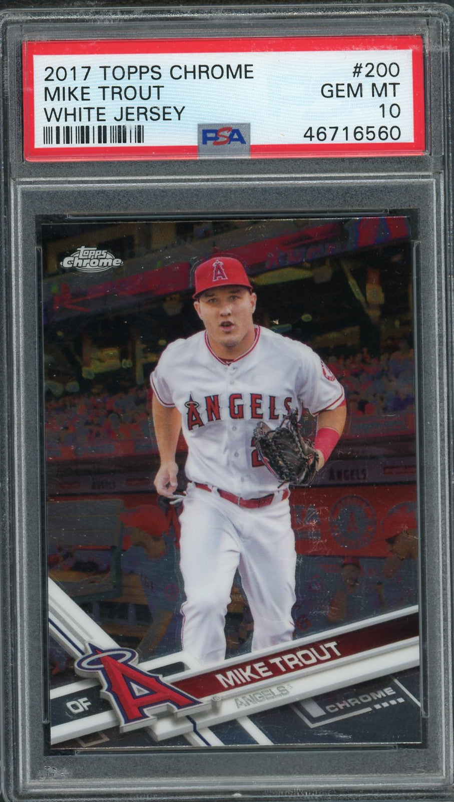 Mike Trout 2019 Topps Chrome Jumping Baseball Card #200 Graded PSA 10