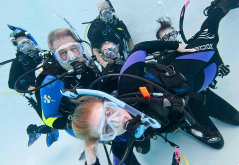 Women divers