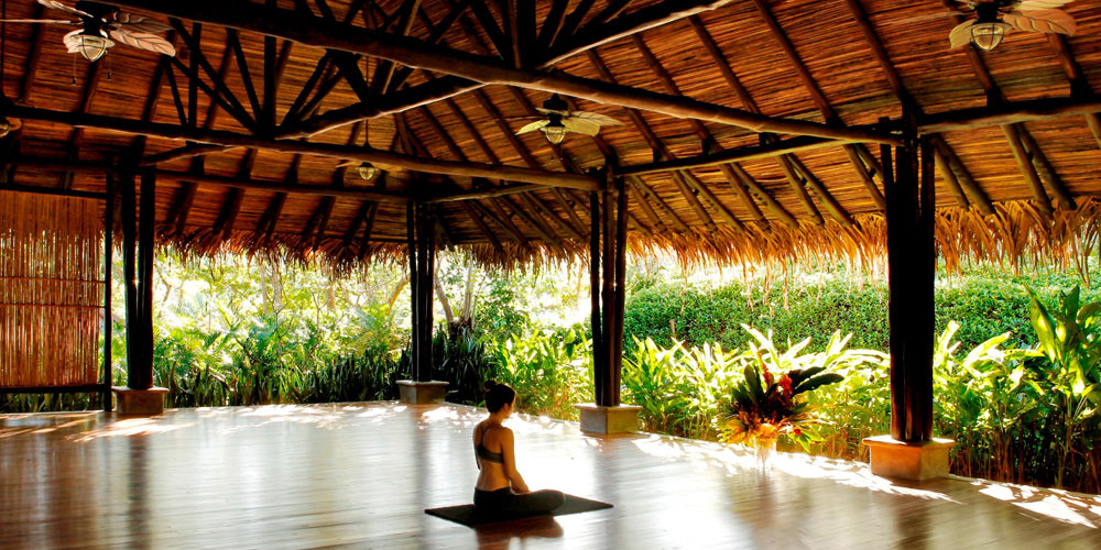 5 AMAZING YOGA SPACES TO STAY GROUNDED AND CONNECT WITH NATURE