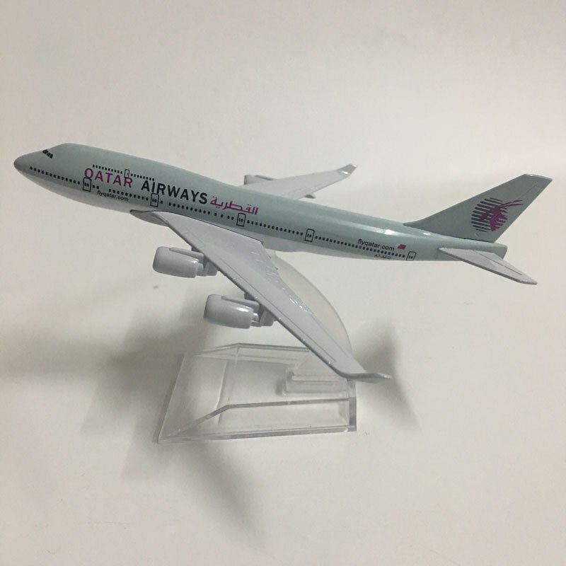 qatar airways toy plane