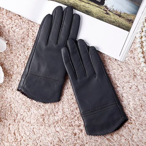 thin leather gloves