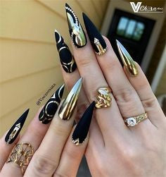 Black and Golden Stiletto Nail Designs