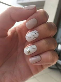 Marble Short Nail Idea