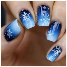 Ombre Snowflake Winter Nail Designs