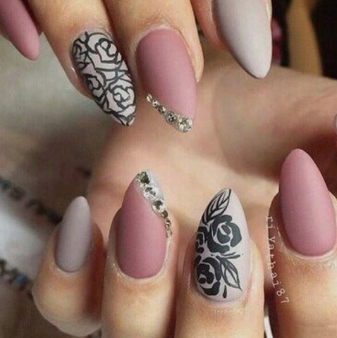 Awesome Nail Art Designs | AmazingNailArt.org