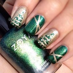 Green Christmas Nails