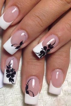 Flower black and white nail design