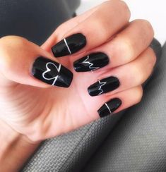 Cute Black Nail Design-4